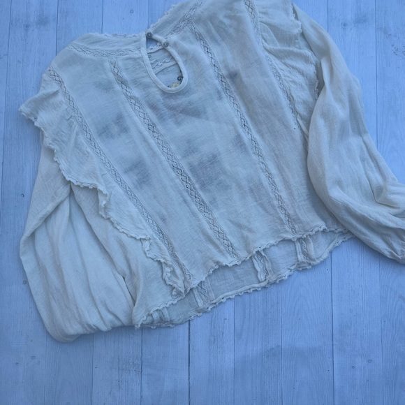 Rare**Free People boho embroidered Top! Super cute! - Picture 3 of 7